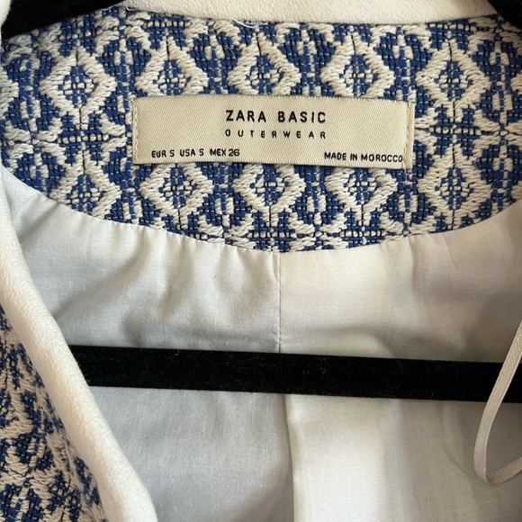 Zara Jacket Coat Outerwear in Printed Blue with Fringe Hem (“thatcoat”) - Picture 3 of 3